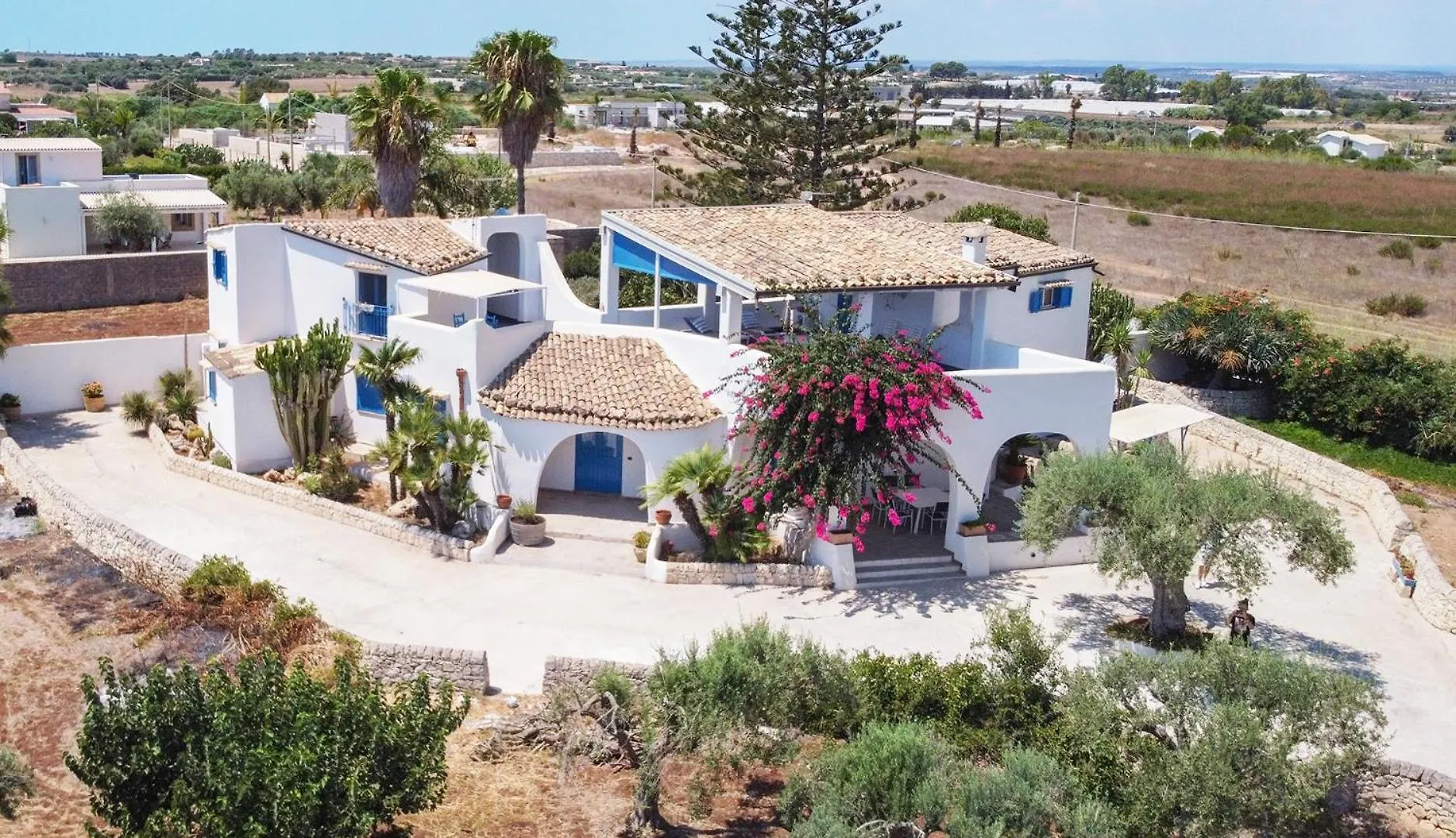 Villa Le Charme Marin - Marzamemi, Noto contacts